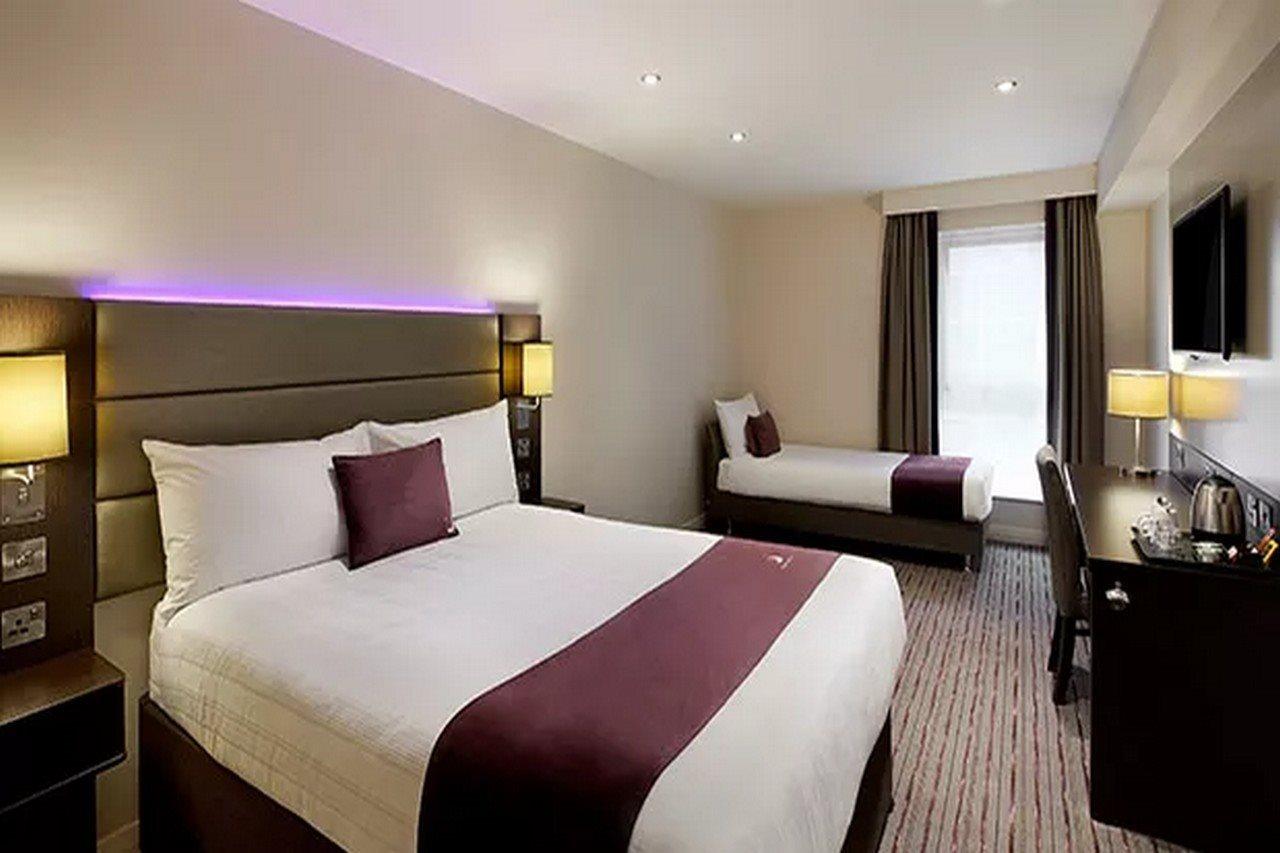 Premier Inn Premier Inn Silverstone Syresham Exterior foto