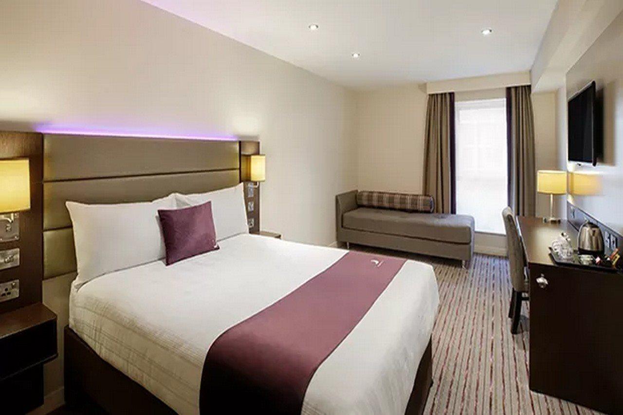 Premier Inn Premier Inn Silverstone Syresham Exterior foto